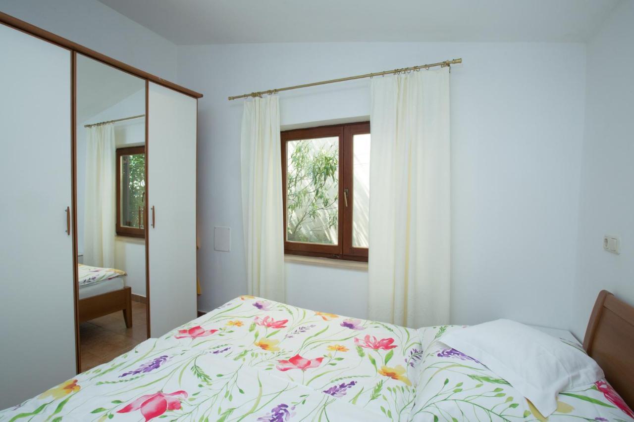 Giardino Laura Apartment