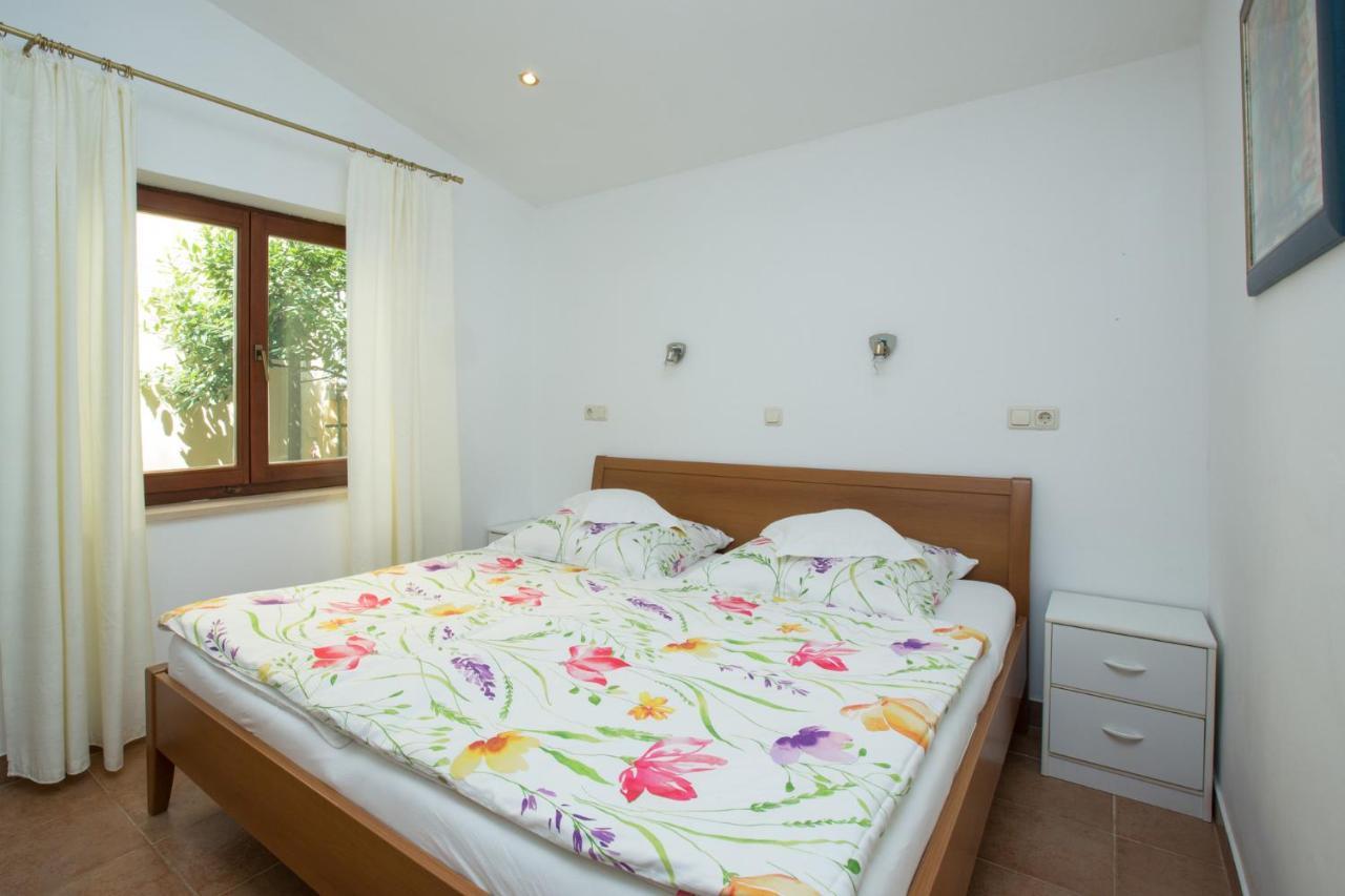 Apartment Giardino Laura